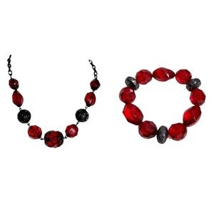 Red & Black Beaded Necklace & Bracelet Set